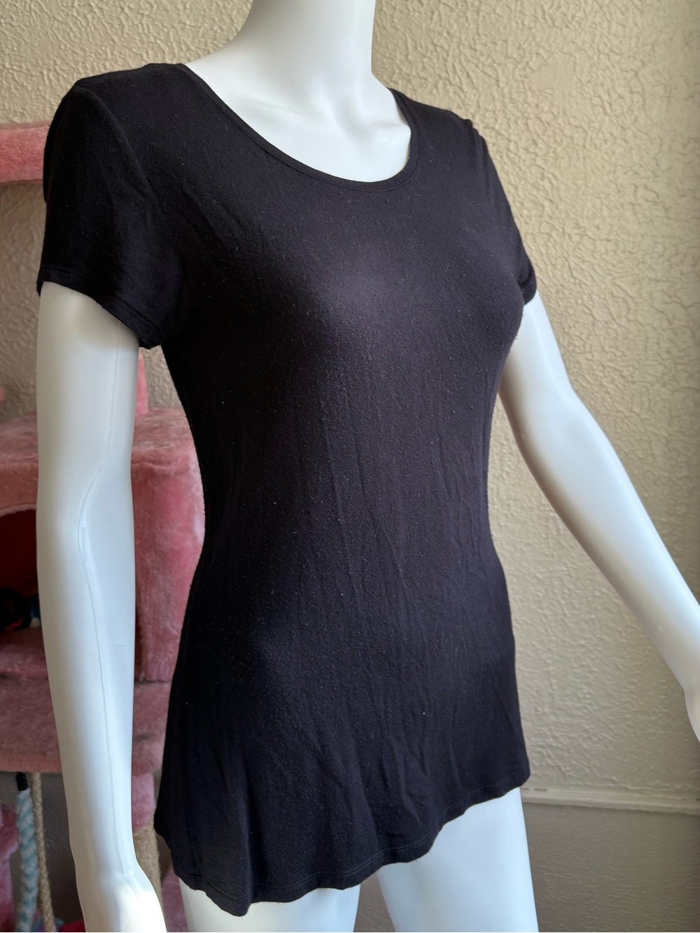 Apt. 9 Black Scoop Neck Short Sleeve Tee size XS